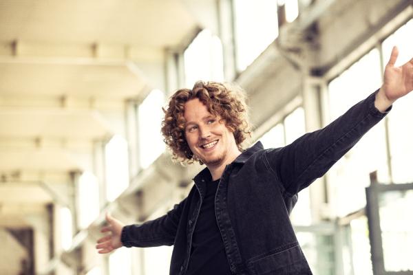 Tini Sager - Michael Schulte - artistspool.com