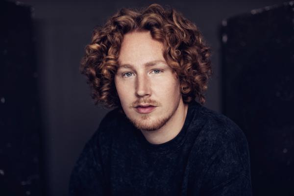 Tini Sager - Michael Schulte - artistspool.com