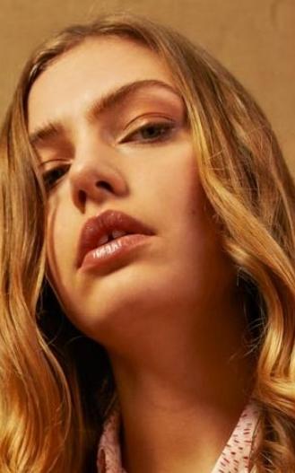 Tini Sager - Wild Child - artistspool.com