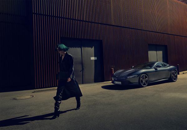 Séraphine de Lima - Ferrari Roma - artistspool.com