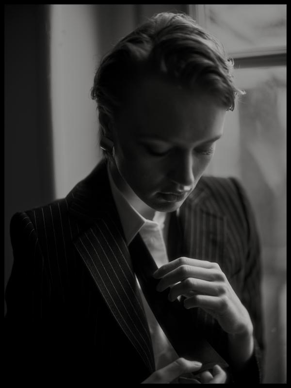 Hanna Kohlhauer - Through Vintage Lenses - artistspool.com