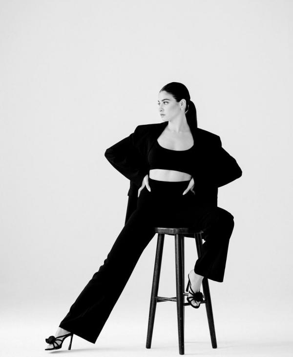 Silke Zeitz - Yusra Mardini - artistspool.com